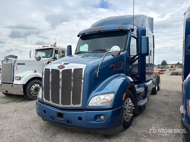 2018 Peterbilt 579 6x4 T/A Sleeper Truck Tractor (Inoperable)
