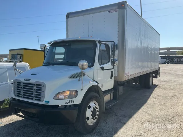 2018 Freightliner M2 106 4x2 Moving Van Truck