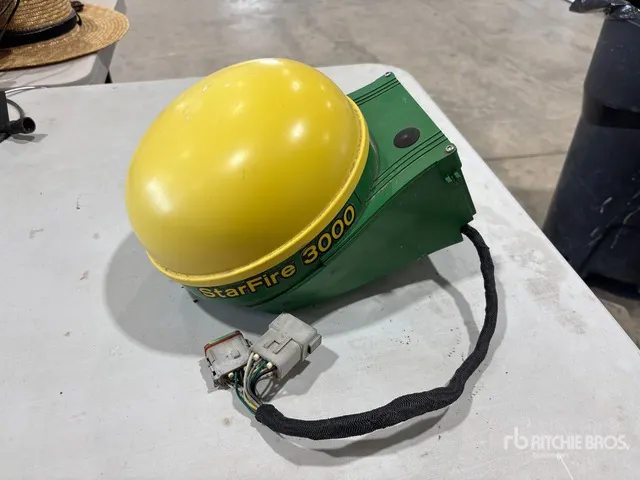 John Deere StarFire 3000 GNSS Receiver