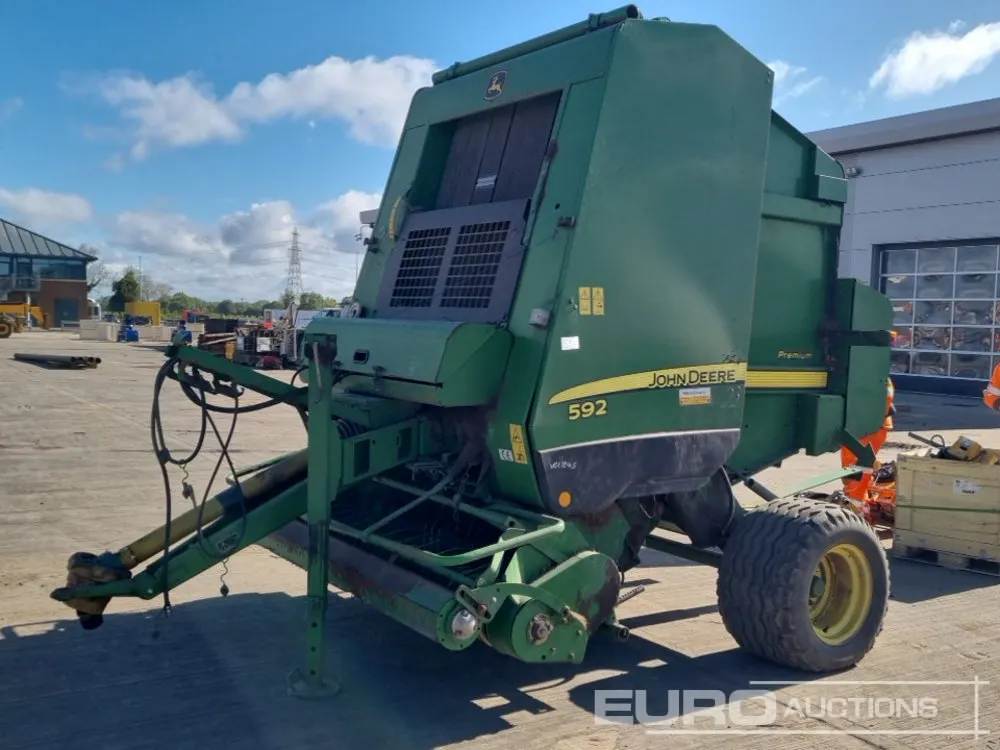 John Deere 592