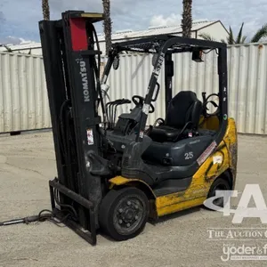 2017 Komatsu FG25ST-16 