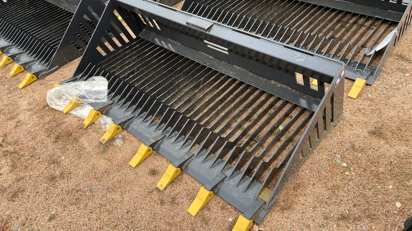 LandHonor 72" Skid Steer Rock Bucket Attachment