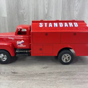 International R190 Hap’s Oil Co. Tanker Truck, 17”