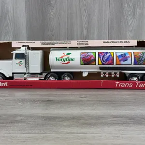 Freightliner Veryfine Trans Tanker, 25", Nylint