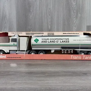Freightliner Land O’ Lakes Trans Tanker, 25” Long, Nylint