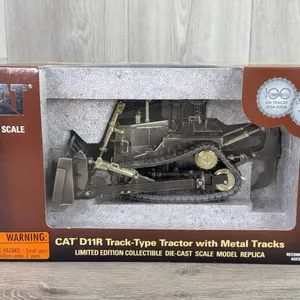 Cat D11R Track Type Tractor W/Metal Tracks, 1:50