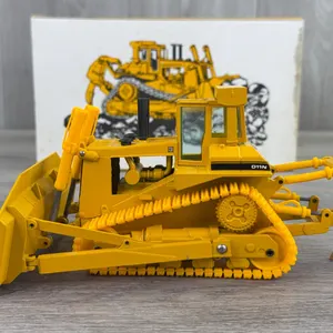 Cat D11N Track-Type Tractor, 1:50, Conrad