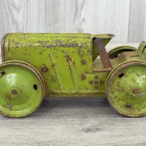 Marx 1930's Wind-up Tractor, 8", Missing Parts
