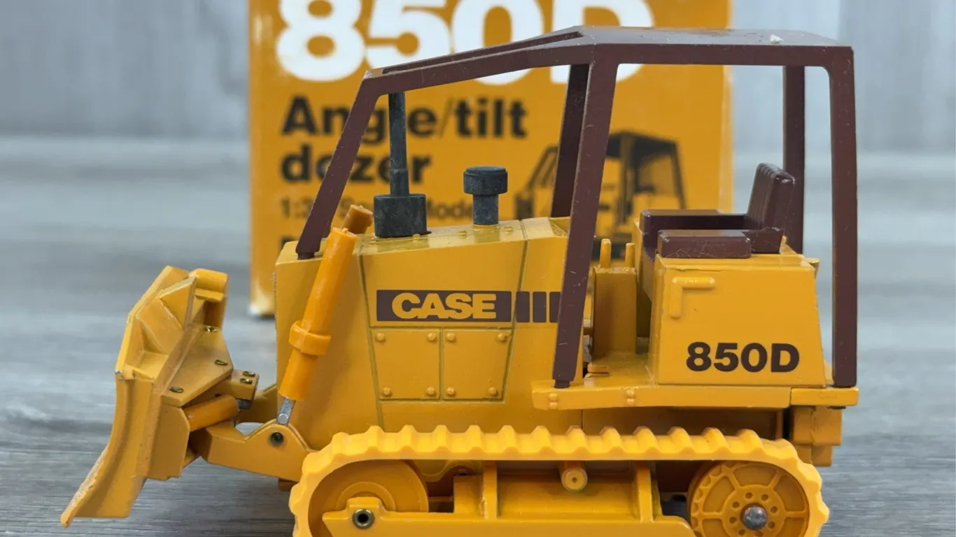 Case 850D Angle/Tilt Dozer, 1/35, NZG Modelle