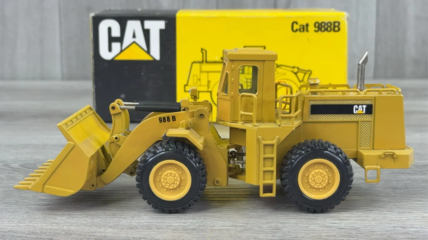 Caterpillar 988B Wheel Loader, 1/50, NZG Modelle