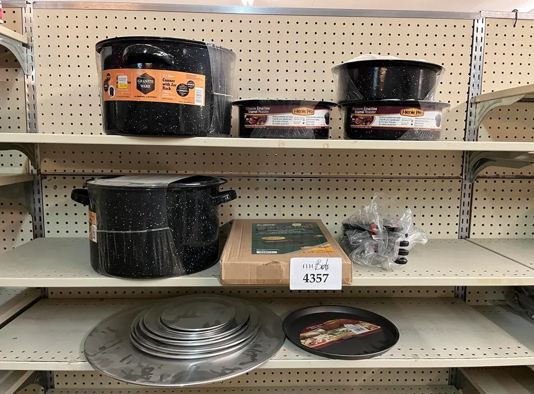 Graniteware Pots, Cast Iron Pans & Pizza Pans