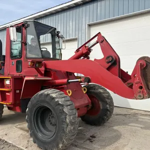 1999 Komatsu WA250-3 Loader