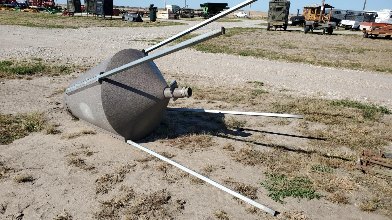 Bulk Deer Feeder - 900lb