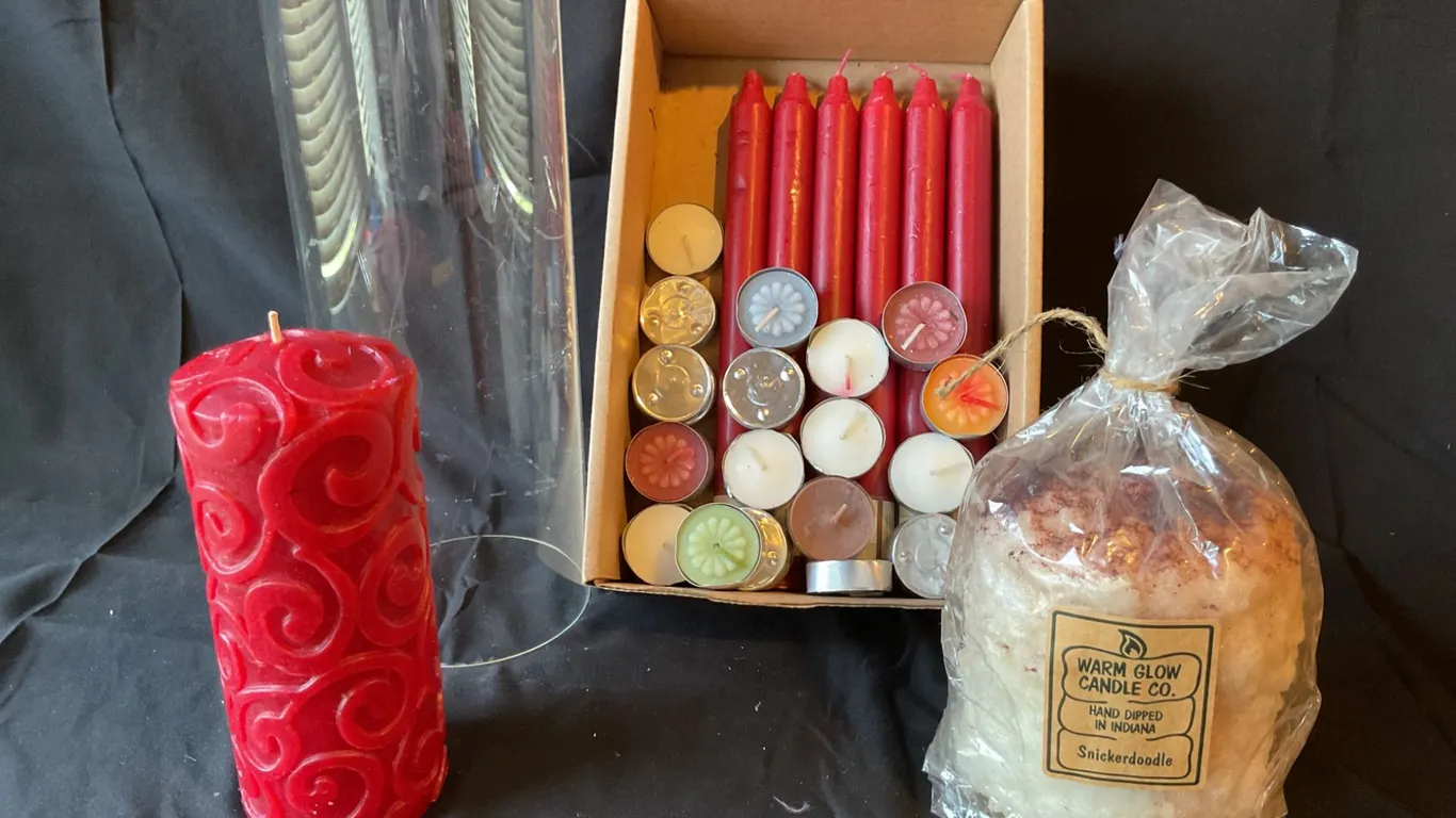 Candles with Glass Vase, Warm Glow Hand-Dipped Candle and Tealights