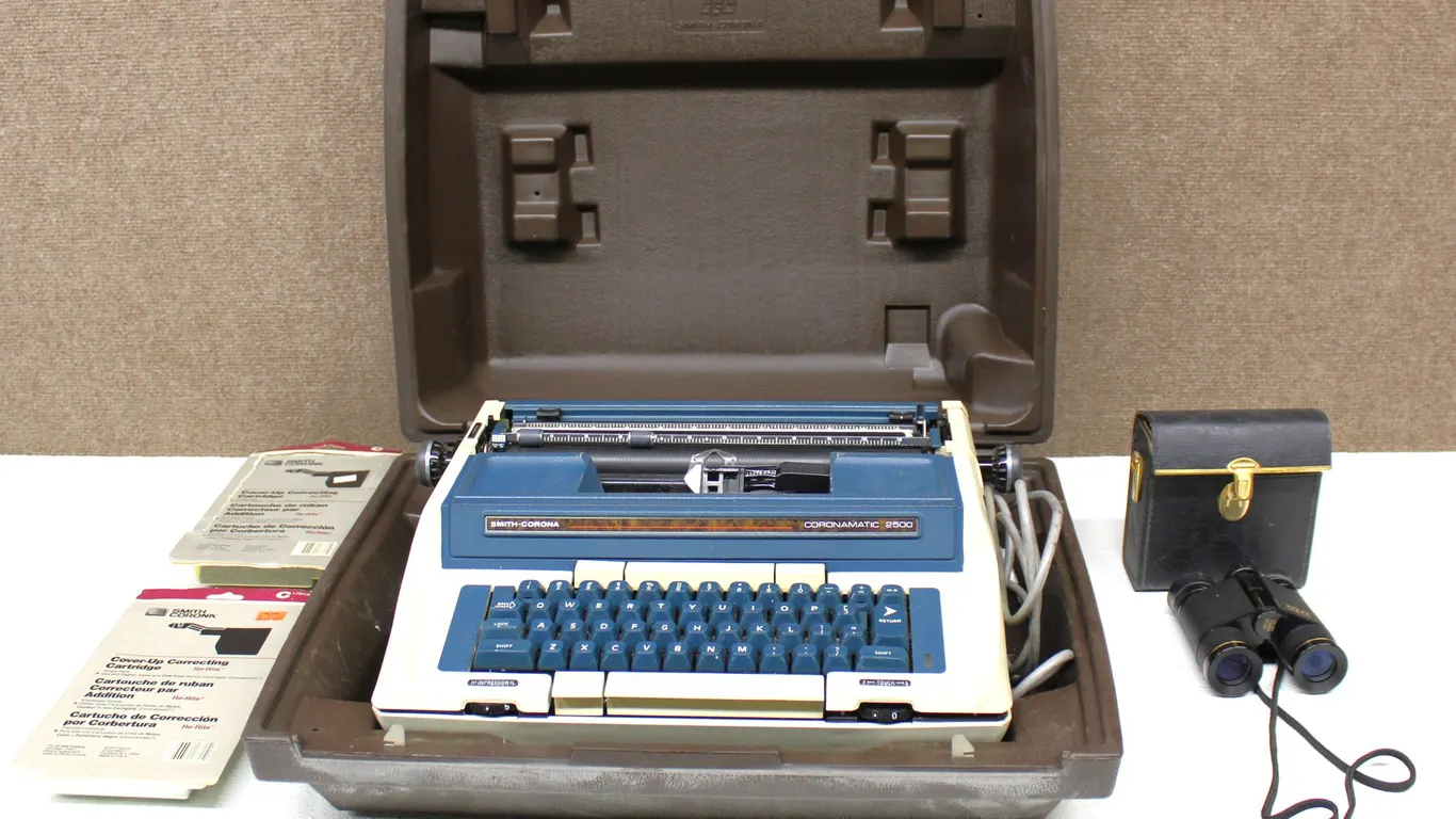 Smith-Corona Typewriter w/ Binoculars, Case