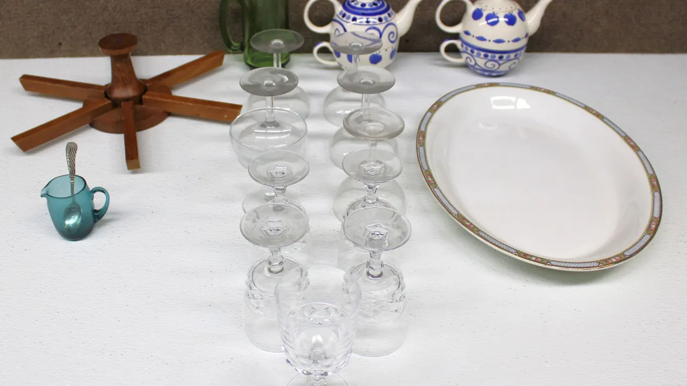 Tableware, Teapots, Glassware, Platter Set