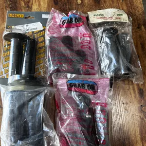 Grip assortment lot
