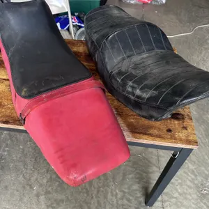 2 Suzuki Seats