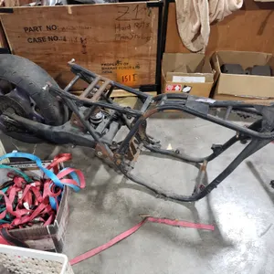 Z1 Dragbike frame with swingarm and wheel