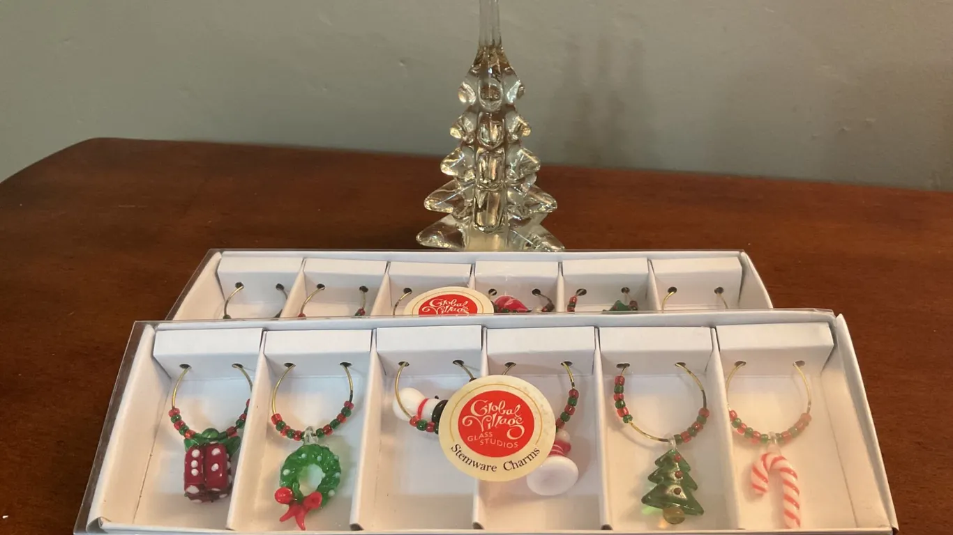 Enesco Christmas Tree and Miniature Ornaments Set
