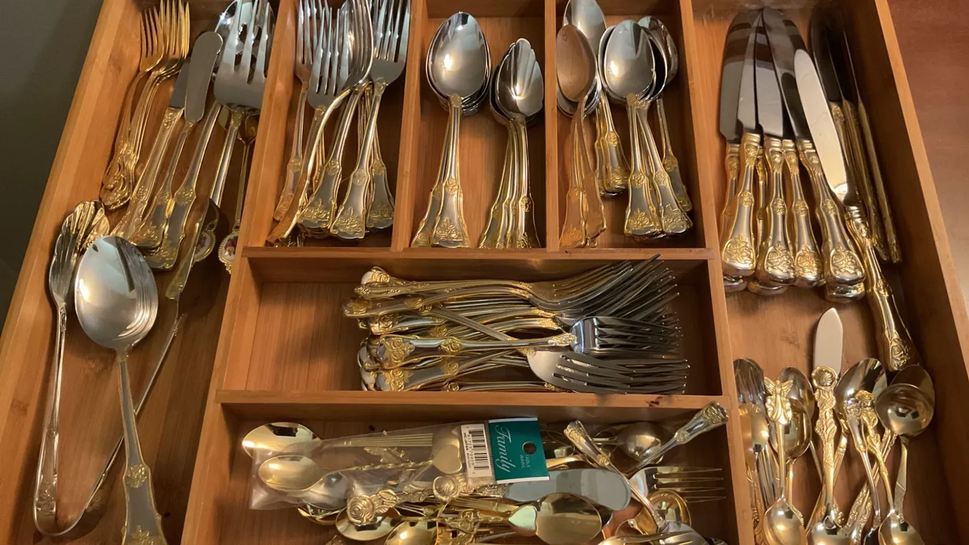 Royal Albert 18/10 Stainless Steel Gold-Accented Flatware Set