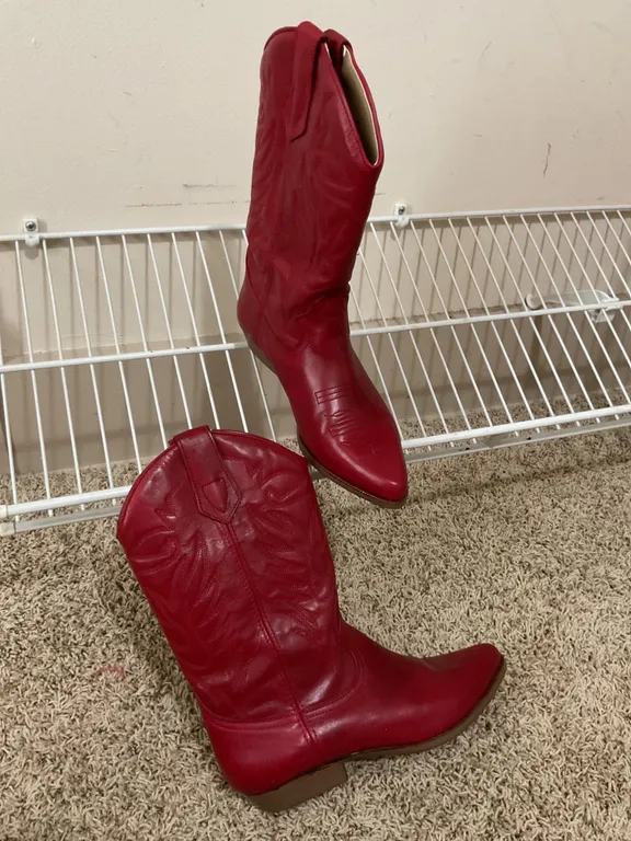 Red Western-Style Cowboy Boots, Size 8