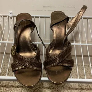 Coach Camelia Wedge Sandals in Metallic Bronze, Women’s Size 8.5