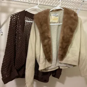 Vintage Birnbaum’s Knitwear: Fur-Collared Cardigan and Brown Open-Knit Sweater Set