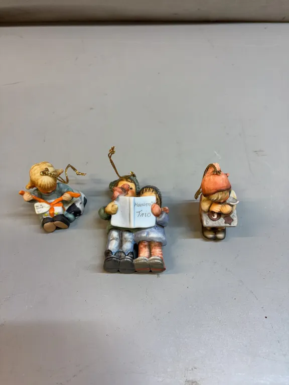 Hummel Ornament Figurine Set