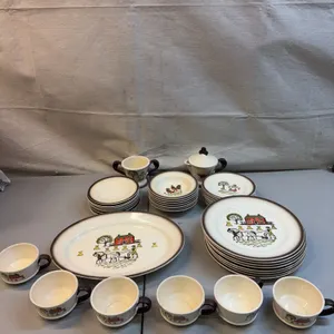 Metlox Poppytrail Dinnerware Set