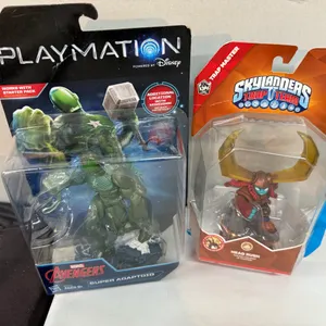 Skylander Head Rush & Playmation Avengers Super Adaptoid