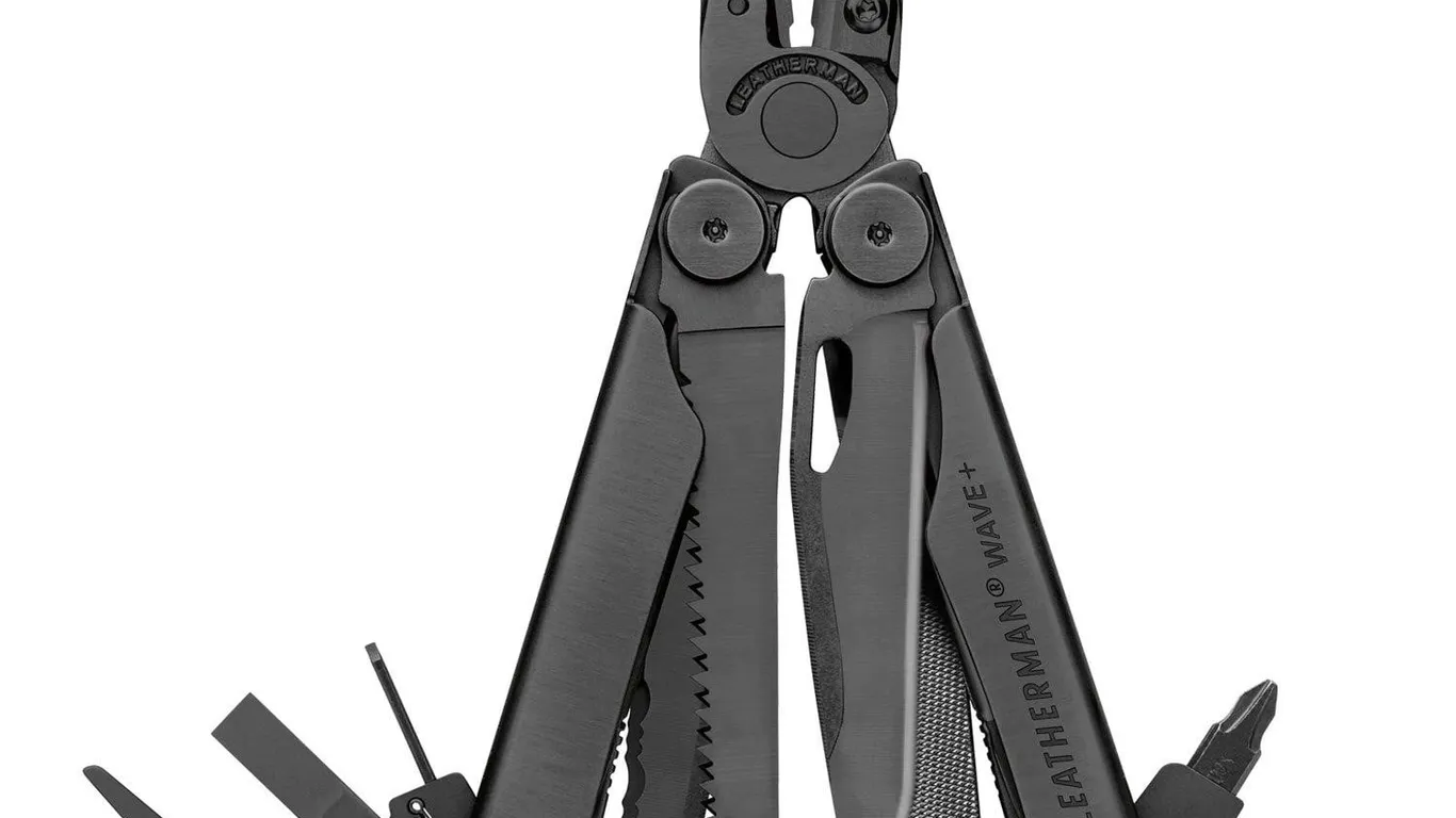 Leatherman Wave Plus 18-in-1 Multi-Tool Black