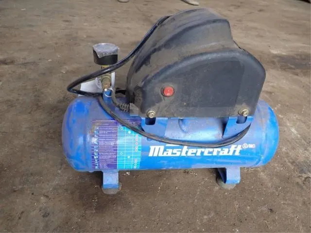Mastercraft 2 Gal Air Compressor