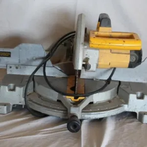 Dewalt DW705 12" Compound Miter Saw