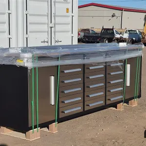 Chery Industrial 10' 18-Drawer Workbench
 UNRESERVED
