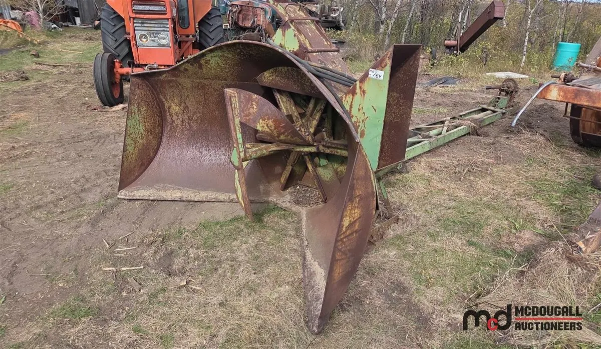 Crown 84" PTO Snowblower
UNRESERVED