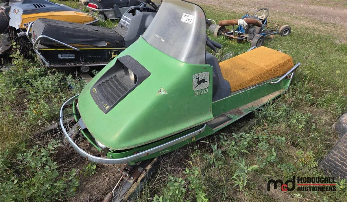 John Deere 300 Snowmobile
UNRESERVED
