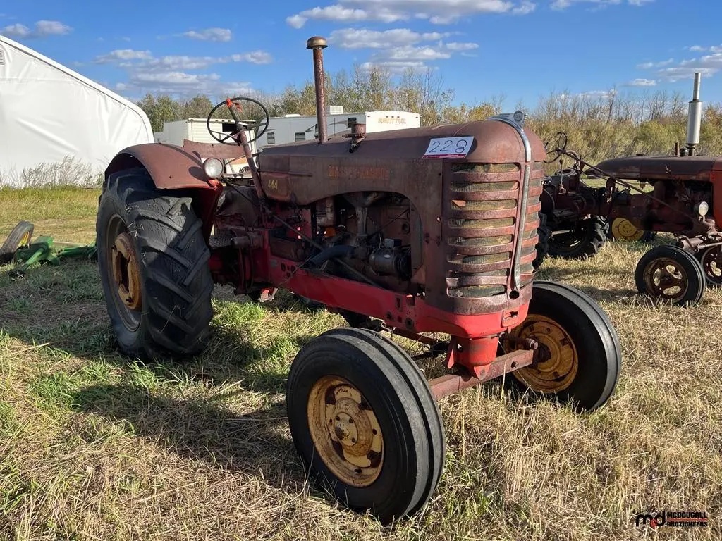 Massey-Harris 444 Tractor (Non-Runner)
UNRESERVED
