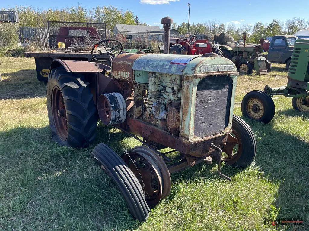 McCormick-Deering Farmall Tractor (Non-Runnner)
UNRESERVED