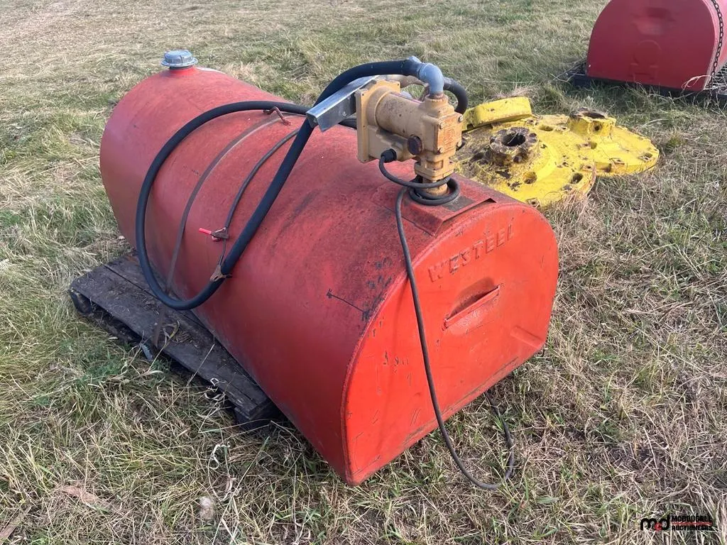 Weststeel Fuel Tank w/ Fill-Rite Pump
UNRESERVED