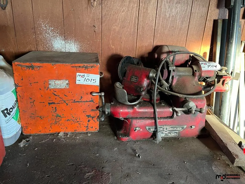 K.O. Lee Grinder Set
UNRESERVED
