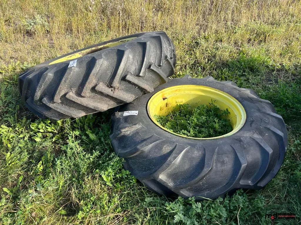 (2) 13-26 and 14-30 Tires on Rims
UNRESERVED