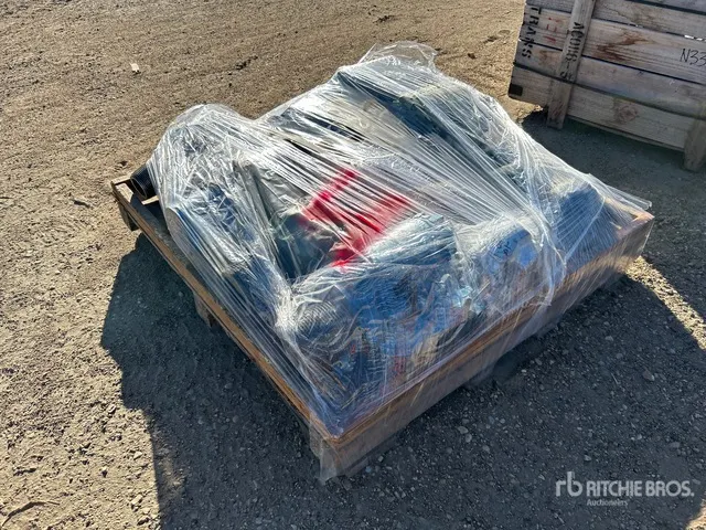 Quantity of (15) Drill Bit