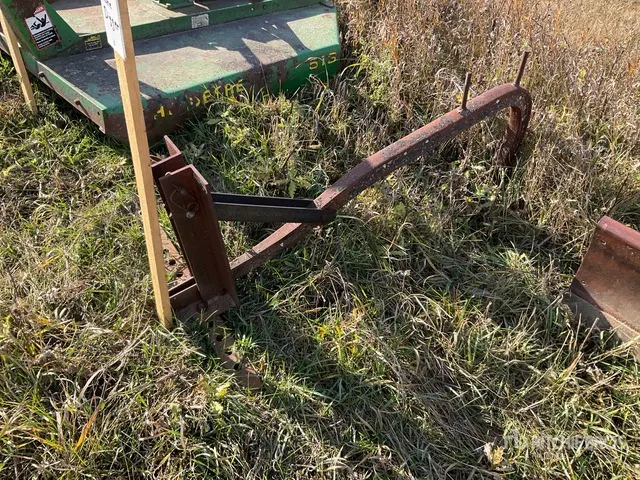 3-Point Rock Digger