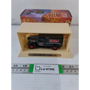 Matchbox Models Great Beers of the World 1:43 1937 GMC Van- "Steinlager"
