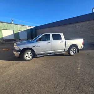 2015 Dodge Ram 1500 SXT Crew Cab 4 X 4 Truck  ONE OWNER  Extremely Clean Unit