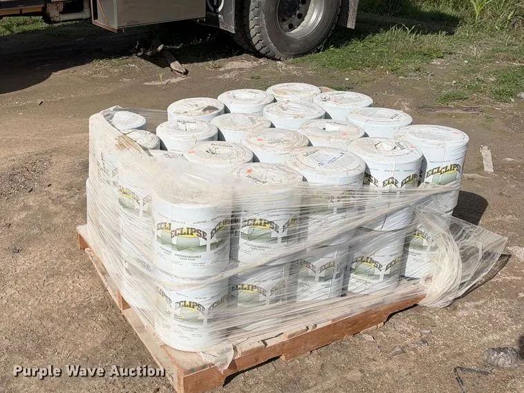 (39) rolls of Eclipse twine
