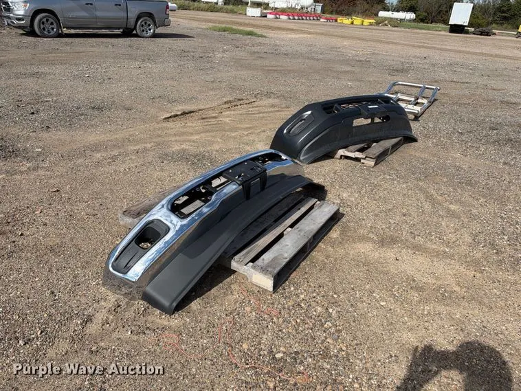 (3) bumpers