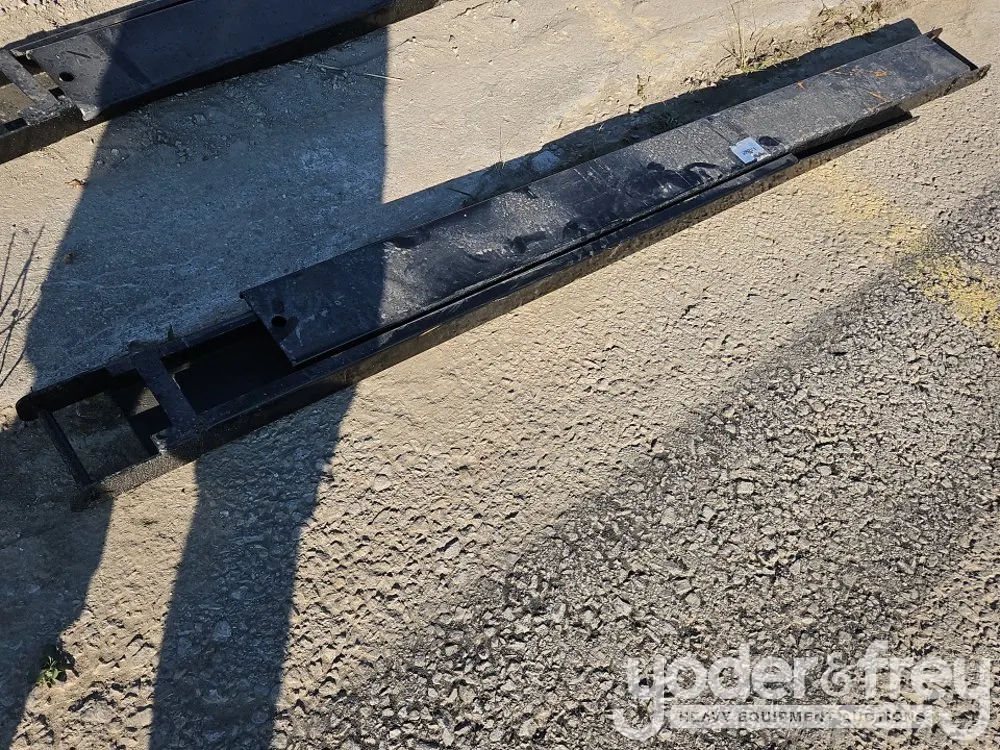Unused 2026 Captok Extension Rod to suit Forkilift