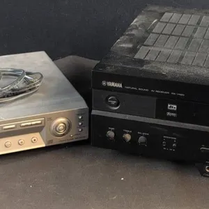 Sony DVP-NS715P CD/DVD Player and Yamaha RX-V420 AV Receiver Bundle